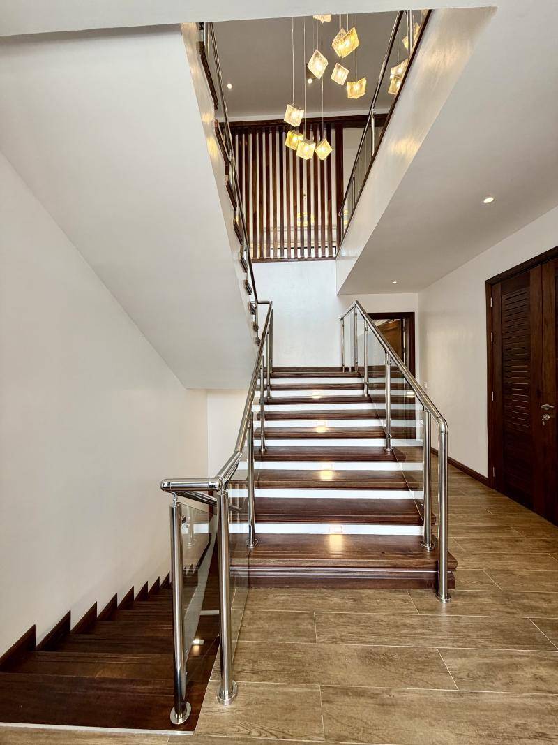 5-Bedroom Bespoke Villa for Rent in  Lavington  photo 1