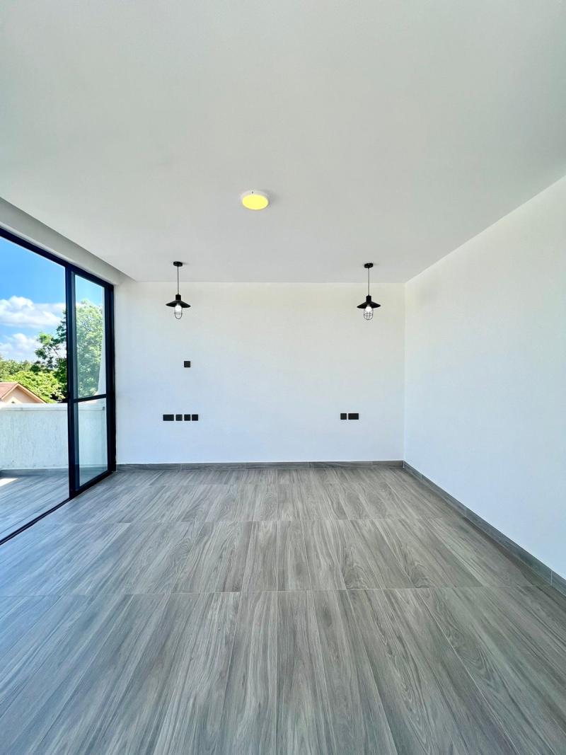 5 Bedroom Luxury Villa for Sale in Lavington | 707 Mbabane Villas photo 5