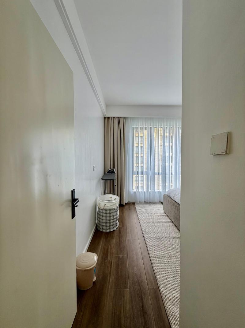 Fully Furnished Spacious 1-Bedroom Apartment in Kilimani Near State House photo 5
