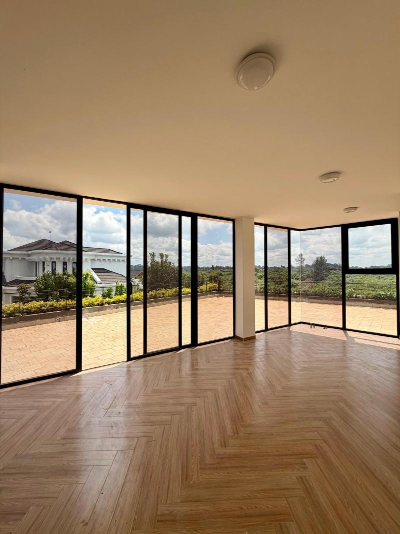 Luxury 4 Bedroom + DSQ House for Sale in New Runda, Nairobi photo 6