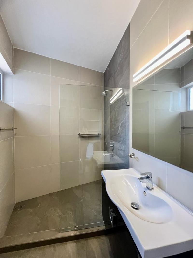 Luxury 4-Bedroom Penthouse Duplex + DSQ for Sale in Parklands, Nairobi photo 2