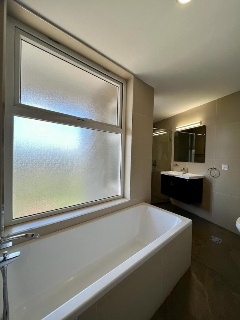 Luxury 4-Bedroom Penthouse Duplex + DSQ for Sale in Parklands, Nairobi photo 4