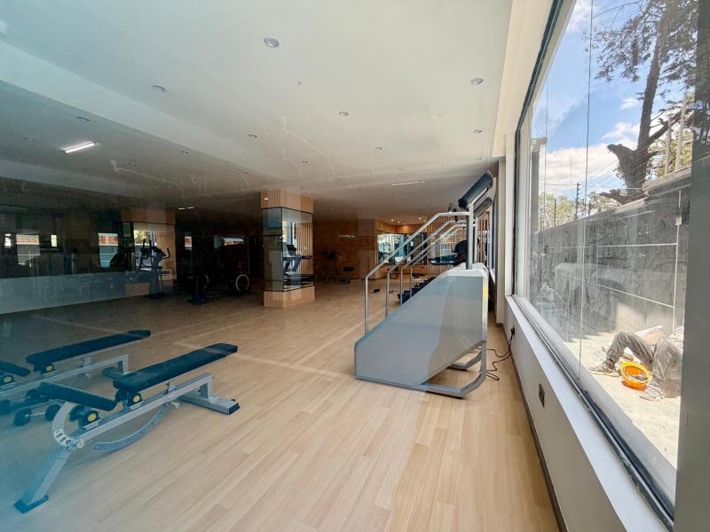 Venus Oak 4-Bedroom Apartment with DSQ for Sale photo 6
