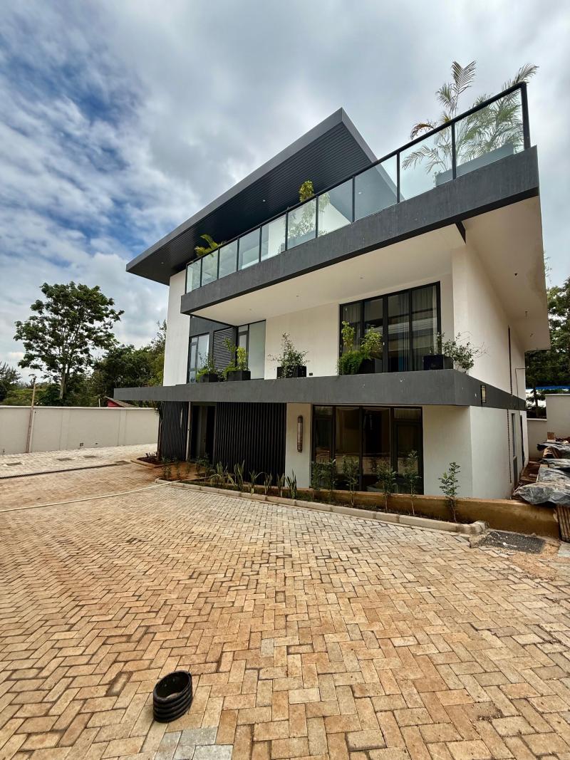 Luxury 5-Bedroom Townhouse for Sale in Jacaranda, Lavington – KSh 165 Million