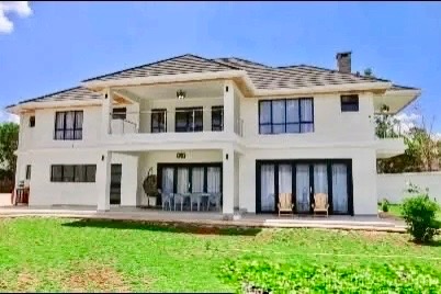 7-Bedroom Luxury Mansion for Sale in Runda, Nairobi – KES 195 Million