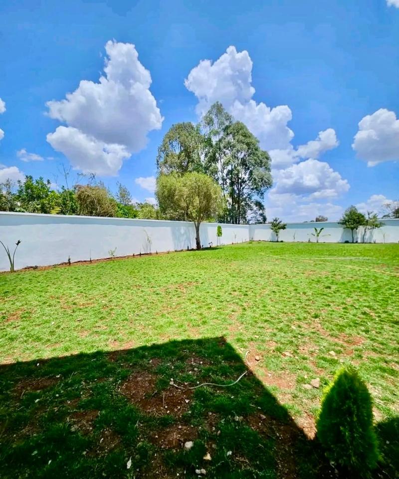 7-Bedroom Luxury Mansion for Sale in Runda, Nairobi – KES 195 Million photo 2