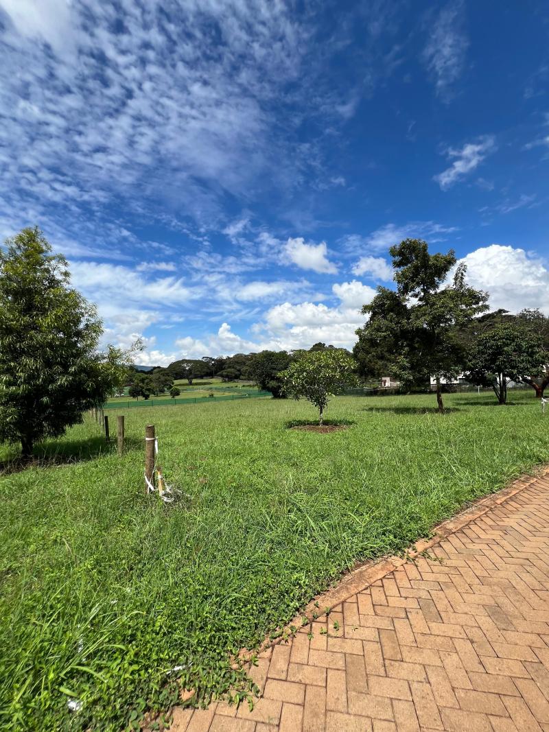Karen Hills - An Exclusive Sanctuary: One-Acre Estates photo 3