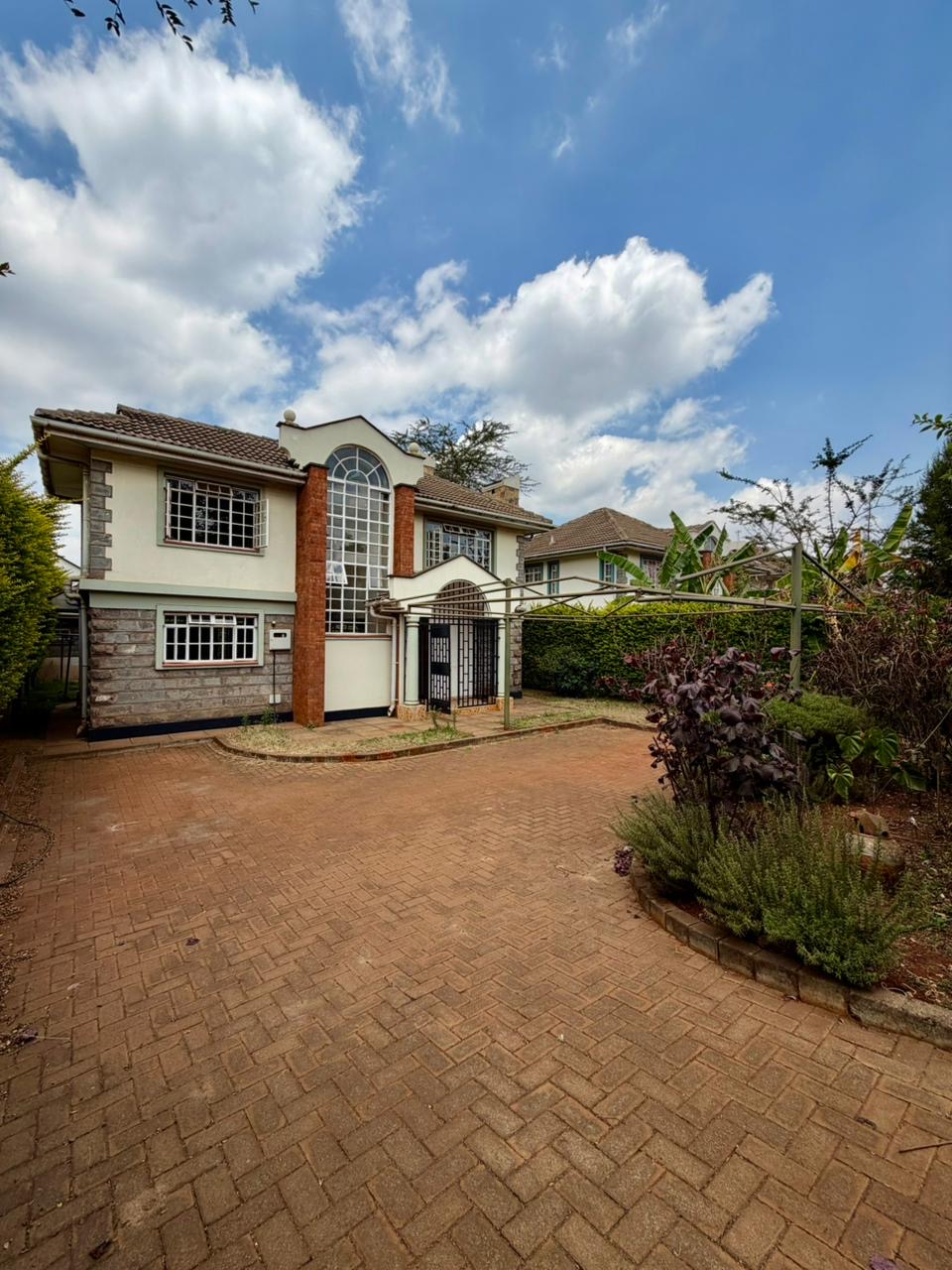 4 Bedroom House for Sale in New Runda | Runda Paradise – KSh 28M